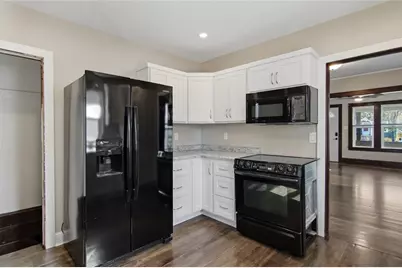2422 4th Street, Eau Claire, WI 54703 - Photo 14