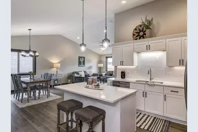 5612 Moss Trail, Eau Claire, WI 54701 - Photo 2