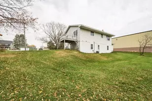 417 E Grant St, Augusta, WI 54722 - Photo 4