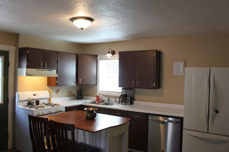 240 18th Ave, Oshkosh, WI 54902-6971