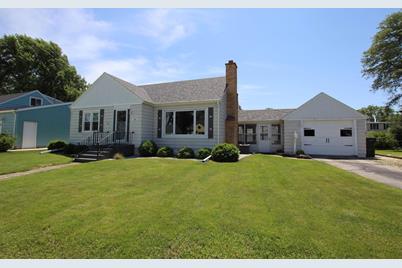 294 14th Street - Photo 1