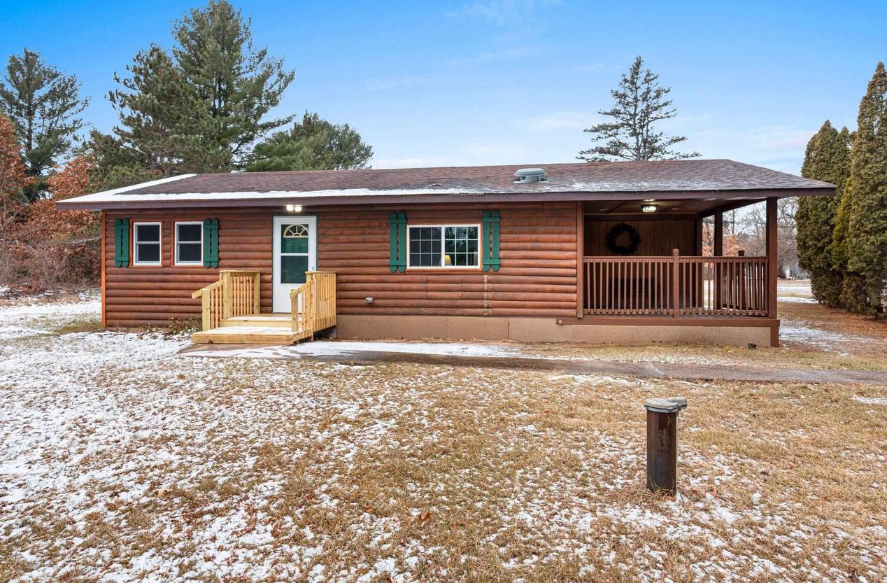 1187 N Gale Dr, Wisconsin Dells, WI 53965