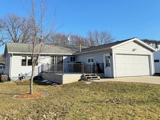 626 N Ash Ave, Marshfield, WI 54449