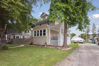 944 Howard Street, Green Bay, WI 54303 - Photo 1