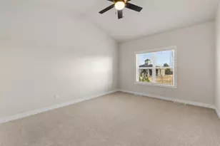 1386 Lighthouse Village Rd, Fond du Lac, WI 54937 - Photo 18