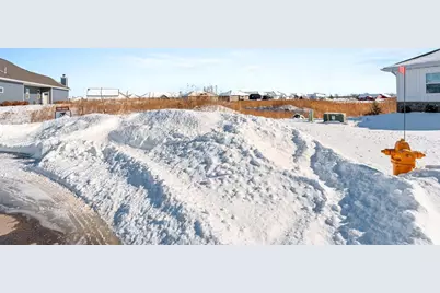 2579 Evening Star Court, Green Bay, WI 54311 - Photo 4