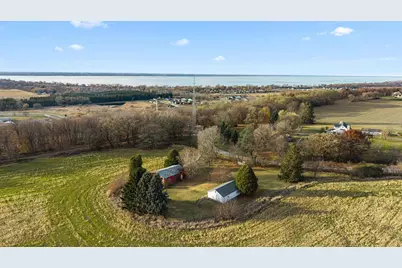 W4376 Golf Course Drive, Fond du Lac, WI 54937 - Photo 4