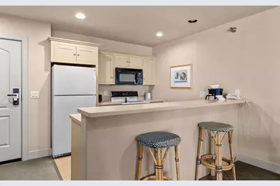 107 N 1st Avenue #323/325, Sturgeon Bay, WI 54235 - Photo 14