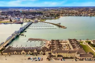 107 N 1st Ave #323/325, Sturgeon Bay, WI 54235 - Photo 52