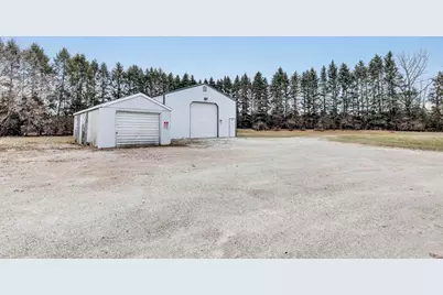 2584 Bay Settlement Road, Green Bay, WI 54311 - Photo 14