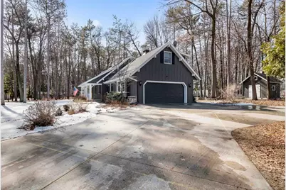 716 Sunset Drive, Marinette, WI 54143 - Photo 6