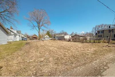 1168 Klaus Street, Green Bay, WI 54302 - Photo 4