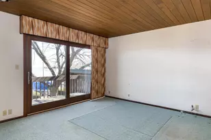 2136 White Swan Dr, Oshkosh, WI 54901 - Photo 38