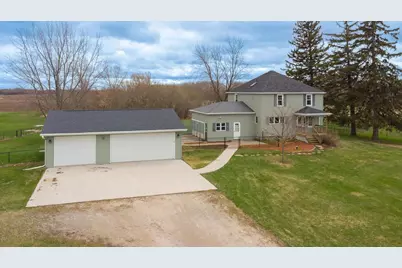 414 State Road 26, Oshkosh, WI 54904 - Photo 2