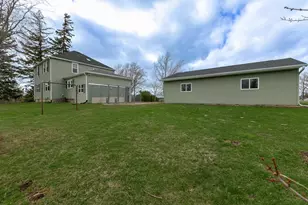 414 State Road 26, Oshkosh, WI 54904 - Photo 8