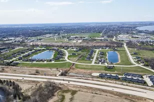 1039 Deer, Fond du Lac, WI 54935 - Photo 6