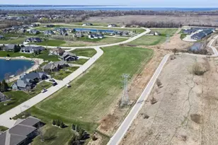 1194 Spring Lake Dr, Fond du Lac, WI 54935 - Photo 2