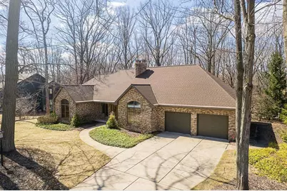 4527 Choctaw Trail, Green Bay, WI 54313 - Photo 1