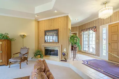 4527 Choctaw Trail, Green Bay, WI 54313 - Photo 4