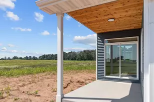 2671 Lawrence Ln, Neenah, WI 54956 - Photo 38