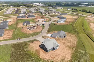 2671 Lawrence Ln, Neenah, WI 54956 - Photo 46