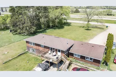 E4347 East Gate Drive, Waupaca, WI 54981 - Photo 4