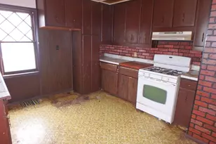 515 Vroman St, Green Bay, WI 54303 - Photo 6