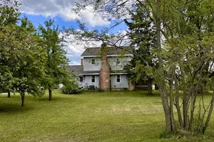 2611 S Rd, Burlington, WI 53105 - Photo 2