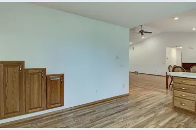 8103 W Folsom Street, Eau Claire, WI 54703 - Photo 10