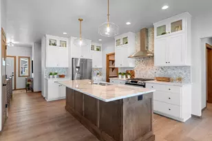 1211 Bay Mist Dr, Green Bay, WI 54311 - Photo 2