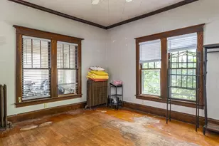 863 Jackson St, Oshkosh, WI 54901 - Photo 10