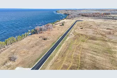 Debroux Court, Sturgeon Bay, WI 54235 - Photo 6