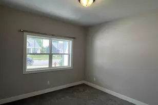 N9073 Southtowne Dr, Menasha, WI 54952 - Photo 16