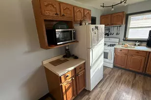 118 Robert St, Clintonville, WI 54929 - Photo 6