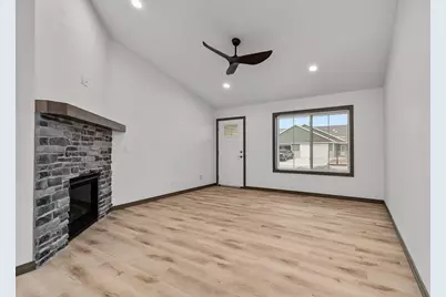 505 Founders Way, Little Chute, WI 54140 - Photo 10