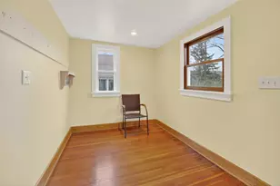 1133 Algoma Blvd, Oshkosh, WI 54901 - Photo 18