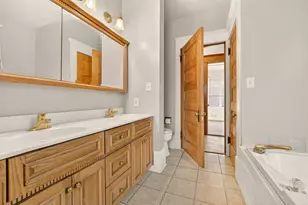 1133 Algoma Blvd, Oshkosh, WI 54901 - Photo 34