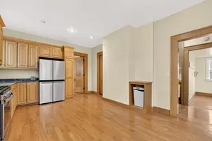 1133 Algoma Blvd, Oshkosh, WI 54901 - Photo 16