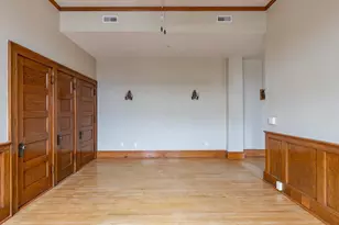 105 Washington Ave, Oshkosh, WI 54901 - Photo 10