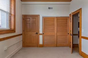 105 Washington Ave, Oshkosh, WI 54901 - Photo 12
