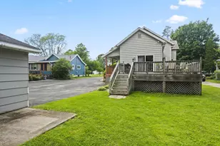 338 State St, Marinette, WI 54143 - Photo 22