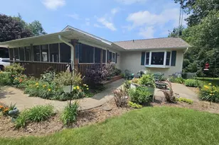 W6714 Porters Lake Rd, Wautoma, WI 54982 - Photo 8