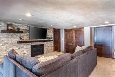 3896 Highland Shore Lane, Oshkosh, WI 54904 - Photo 42