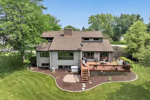 3072 Ridgeway Dr, Neenah, WI 54956 - Photo 36