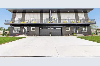 1749 S Oneida Street, Green Bay, WI 54304 - Photo 2