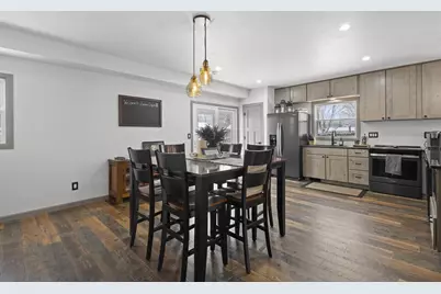 1751 S Oneida Street, Green Bay, WI 54304 - Photo 12