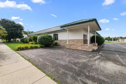 1828 Park Avenue, New Holstein, WI 53061 - Photo 60