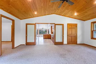 75 Washington St, Wrightstown, WI 54180 - Photo 16