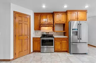 75 Washington St, Wrightstown, WI 54180 - Photo 12