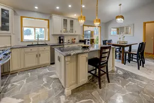 3129 Honey Creek Ct, Oshkosh, WI 54904 - Photo 12